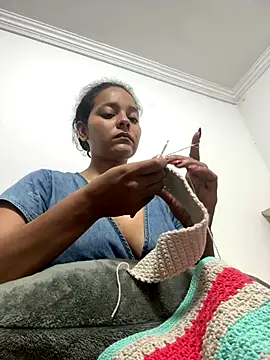 Snapshot of mariacamilagg chatting on November 16, 8:36 pm mariacamilagg online show from November 16, 8:36 pm