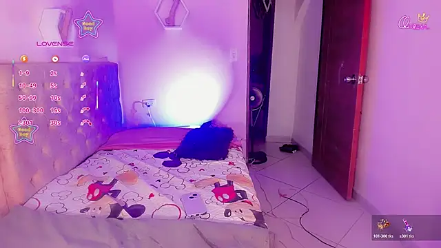 babysomeer online show from February 5, 8:02 pm