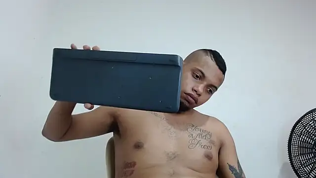 drako monster online show from April 6, 8:43 pm