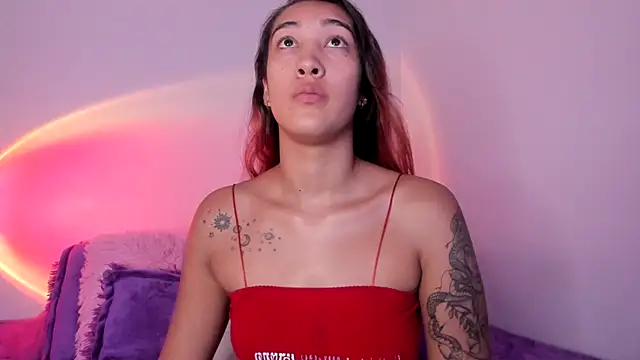 HeidyRousse online show from April 8, 2:06 pm