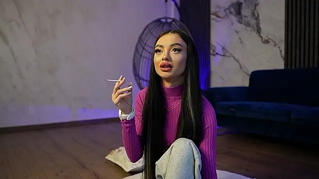 RachelRavee online show from March 28, 5:18 am