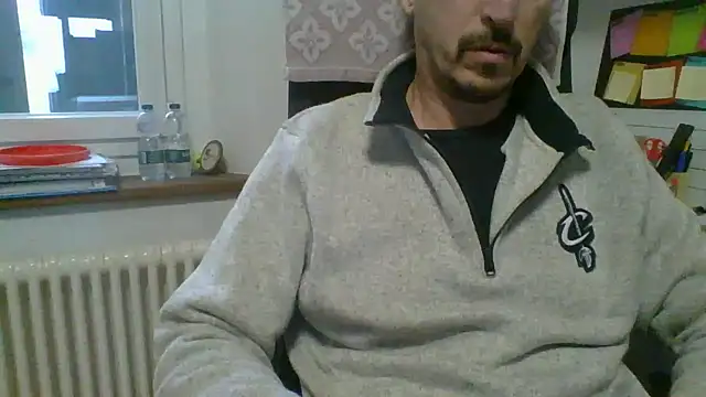 Kawayleo online show from December 16, 11:15 am