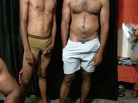 Snapshot of indianmcv25 chatting on October 16, 12:17 pm indianmcv25 online show from October 16, 12:17 pm