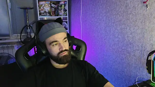 Snapshot of Nik_Namee chatting on November 6, 2:12 am Nik Namee online show from November 6, 2:12 am