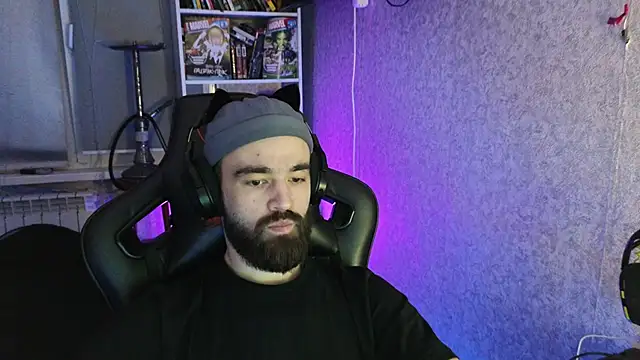 Snapshot of Nik_Namee chatting on November 6, 3:57 pm Nik Namee online show from November 6, 3:57 pm