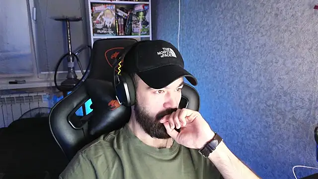 Snapshot of Nik_Namee chatting on November 9, 6:28 pm Nik Namee online show from November 9, 6:28 pm