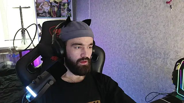 Snapshot of Nik_Namee chatting on November 10, 6:34 am Nik Namee online show from November 10, 6:34 am