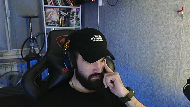 Snapshot of Nik_Namee chatting on November 12, 5:08 am Nik Namee online show from November 12, 5:08 am