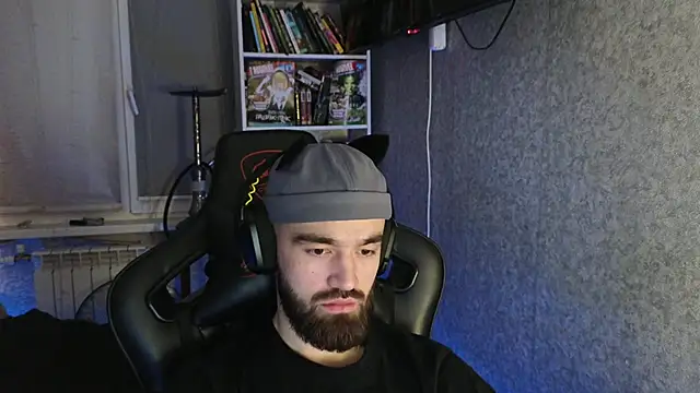 Snapshot of Nik_Namee chatting on November 18, 4:50 am Nik Namee online show from November 18, 4:50 am