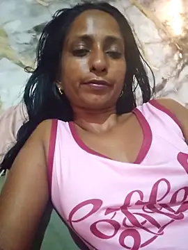 Snapshot of dreamerrrrr1 chatting on October 26, 8:59 pm dreamerrrrr1 online show from October 26, 8:59 pm