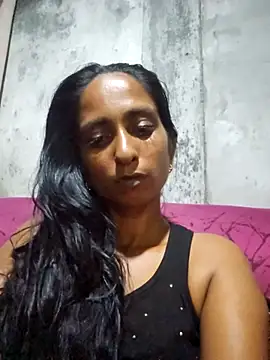 Snapshot of dreamerrrrr1 chatting on November 30, 4:05 am dreamerrrrr1 online show from November 30, 4:05 am