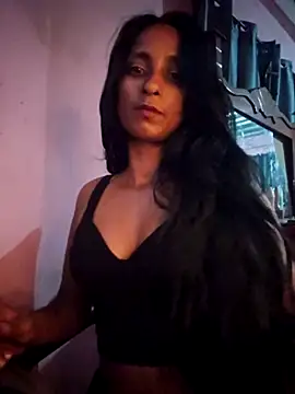 Snapshot of dreamerrrrr1 chatting on December 1, 4:17 am dreamerrrrr1 online show from December 1, 4:17 am