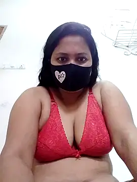 Snapshot of Diana_025 chatting on October 11, 2:44 am Diana 025 online show from October 11, 2:44 am