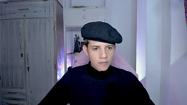 tylernova online show from January 10, 2:02 am