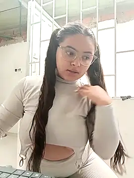 Snapshot of sofia_athome chatting on October 11, 7:23 pm sofia athome online show from October 11, 7:23 pm