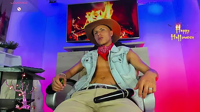 Jace Carter  online show from October 17, 9:06 pm