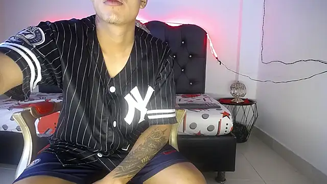 Bastian Joness online show from October 19, 4:24 am