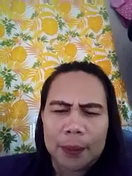 Snapshot of erma_joy chatting on October 17, 3:42 am erma joy online show from October 17, 3:42 am