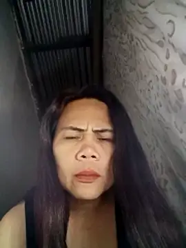 Snapshot of erma_joy chatting on November 1, 6:54 pm erma joy online show from November 1, 6:54 pm