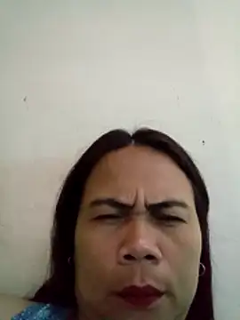 Snapshot of erma_joy chatting on November 18, 5:39 pm erma joy online show from November 18, 5:39 pm