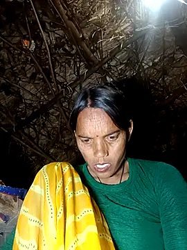 Snapshot of Cutsedi3 chatting on October 30, 10:43 pm Cutsedi3 online show from October 30, 10:43 pm