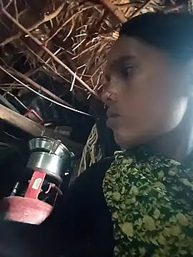 Snapshot of Cutsedi3 chatting on November 1, 11:01 am Cutsedi3 online show from November 1, 11:01 am