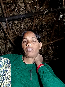 Snapshot of Cutsedi3 chatting on November 2, 9:39 pm Cutsedi3 online show from November 2, 9:39 pm