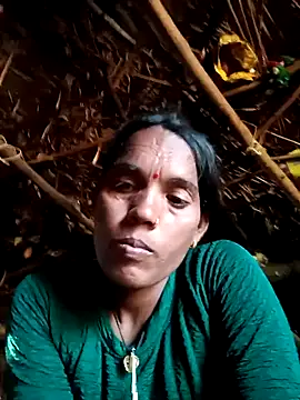 Snapshot of Cutsedi3 chatting on November 3, 10:27 am Cutsedi3 online show from November 3, 10:27 am