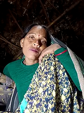 Snapshot of Cutsedi3 chatting on November 9, 10:41 pm Cutsedi3 online show from November 9, 10:41 pm