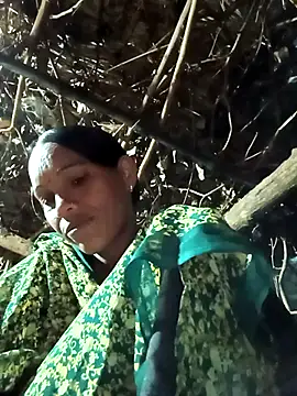 Snapshot of Cutsedi3 chatting on November 12, 12:05 pm Cutsedi3 online show from November 12, 12:05 pm