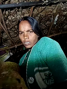 Snapshot of Cutsedi3 chatting on November 15, 10:59 pm Cutsedi3 online show from November 15, 10:59 pm