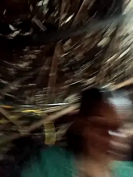 Snapshot of Cutsedi3 chatting on December 2, 9:32 pm Cutsedi3 online show from December 2, 9:32 pm