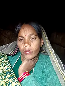 Cutsedi3 online show from December 18, 11:33 pm