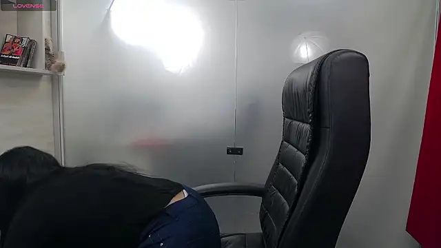 YaraXCox online show from February 28, 4:02 am