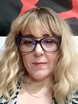 Amelialove42 online show from February 18, 8:38 pm