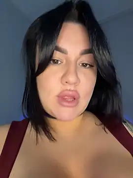 Snapshot of SwittieKendra chatting on November 18, 6:51 am SwittieKendra online show from November 18, 6:51 am