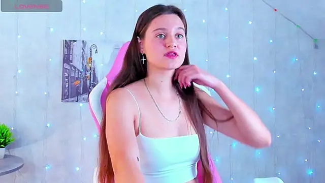 Renesmy Black online show from October 21, 12:33 am