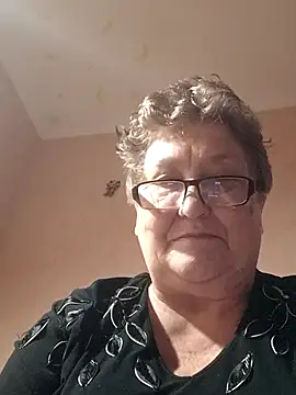 Katherine735 online show from November 26, 12:39 pm