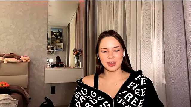 AlvinaMulloy online show from December 2, 4:24 pm