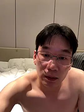 Snapshot of zhenzhen666 chatting on November 8, 3:23 pm zhenzhen666 online show from November 8, 3:23 pm