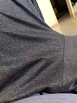 Snapshot of vi25vofgg chatting on October 28, 9:46 am vi25vofgg online show from October 28, 9:46 am