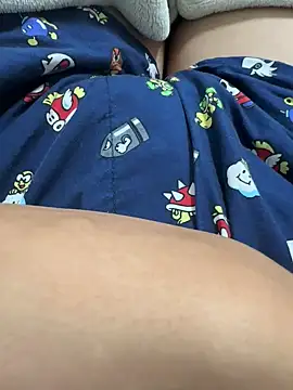 Snapshot of haruki_18old chatting on November 17, 2:12 pm haruki 18old online show from November 17, 2:12 pm