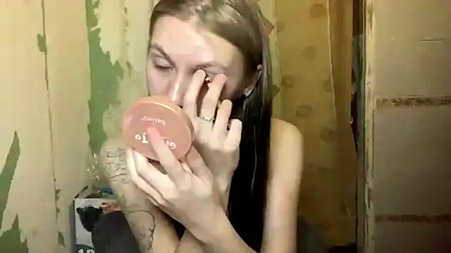 ArianeBhayani online show from October 31, 9:16 pm