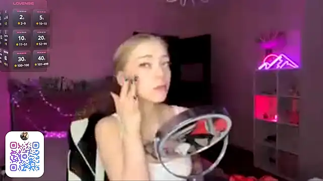 EvaPeace online show from February 2, 7:12 pm