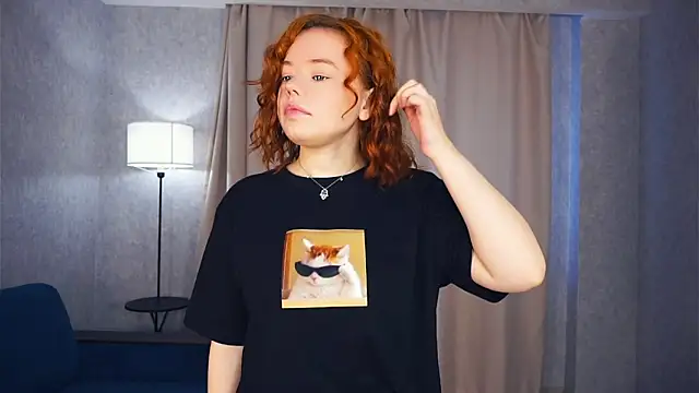 Snapshot of MelodyHasbrouck chatting on October 24, 6:21 am MelodyHasbrouck online show from October 24, 6:21 am