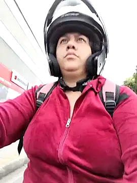 solnechka1 online show from October 13, 8:20 pm