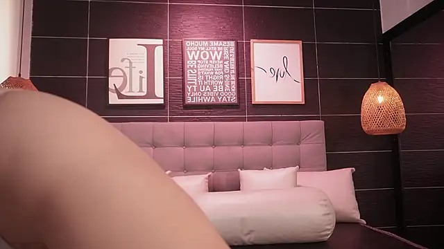 Snapshot of Thalia_Karlson chatting on November 6, 12:39 pm Thalia Karlson online show from November 6, 12:39 pm