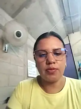 Snapshot of Candy-Samanthy chatting on October 25, 2:46 pm Candy-Samanthy online show from October 25, 2:46 pm