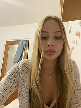 RemyStyles online show from October 27, 8:57 pm