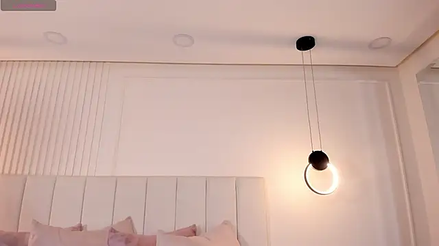 amira sanz online show from November 28, 2:25 am